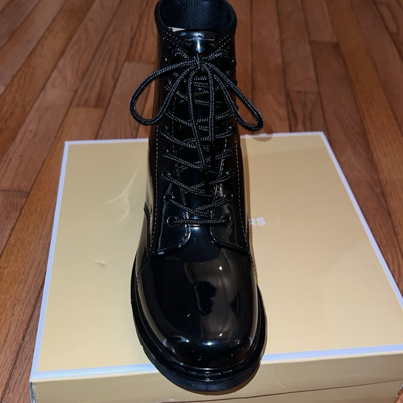 Michael Kors Women's Tavie Lug Sole Lace-Up Rain Booties - Picture 10 of 13